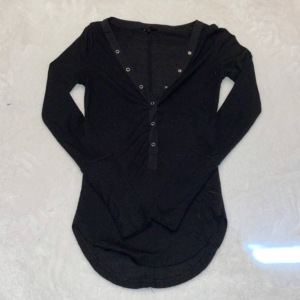 Long Sleeve Black Vneck